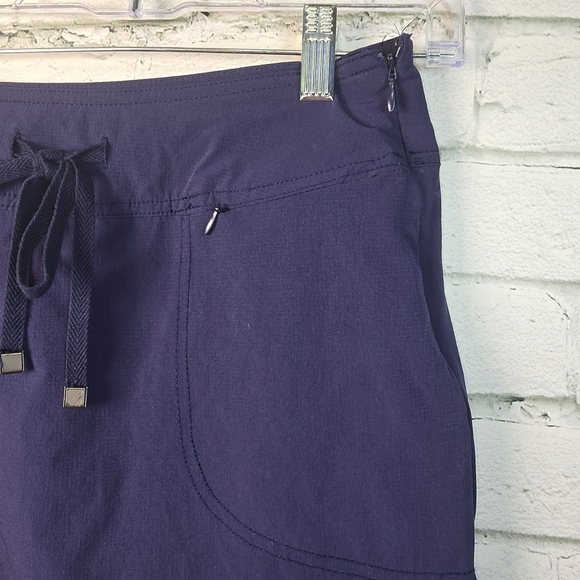 GreenTea Navy Mini SKORT SIZE SMALL SIDE ZIP POCKETS DRAW STRING WAIST - Picture 7 of 9